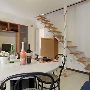 Apartamento Mario 2578